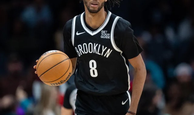 24岁生日快乐!NBA官方晒照为宰伊尔-威廉姆斯庆生