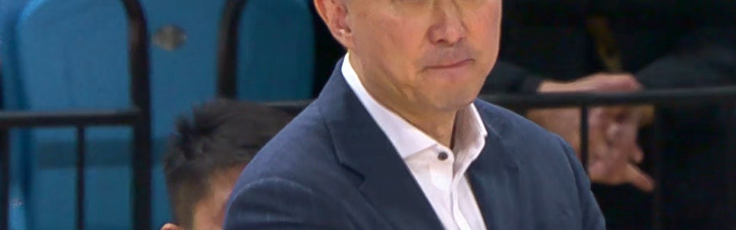 开云app-领先18分输球！杜锋点评一针见血，批评了广东队4名球员